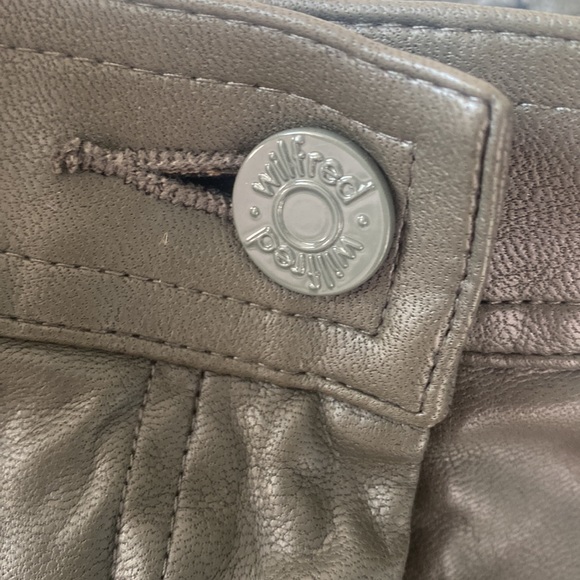 Wilfred vegan leather pants. Fits like a legging style. Soft. Stretchy - Picture 3 of 4